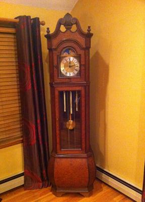 What is the maker of this clock