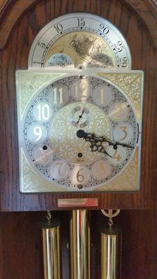 Need help identify this Ridgeway Grandfather clock (face)