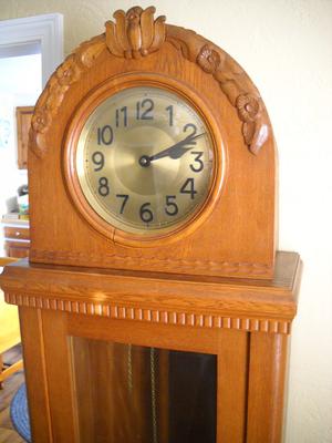 Need info on this Oak Grandmother Clock